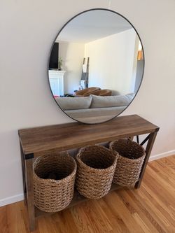 Entry way Table Set up
