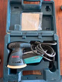 Bosch Random Orbit Sander with Case