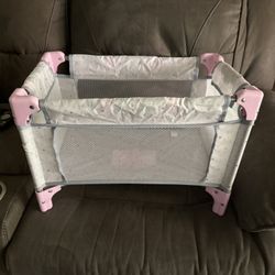 Baby Doll Toy Bassinet 