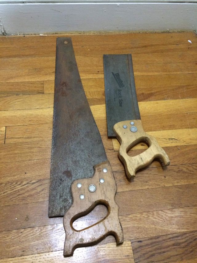 2 Antique Disston USA Saws.