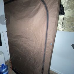 !!!ESTATE SALE!!! Grow Tent 