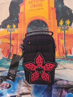 Universal HHN Halloween Horror Nights Stranger Things Crossbody Lug Bag