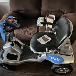 Tzora Titian 4  - 4 wheel mobility Scooter