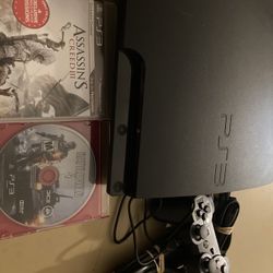 PS3 Slim 320 Gig W Games And Control 
