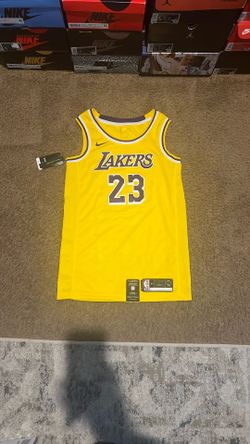 Nike Lebron James - Away Jersey - Yellow - Small 40