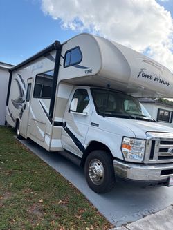 2018 Thor Four Winds Class C Motorhome RV