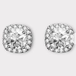 Moissanite earrings 