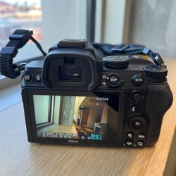 Nikon Z5 w/ NIKKOR Z 24-200mm f/4-6.3 VR Black