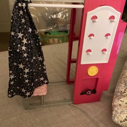 Barbie Doll Photo Booth