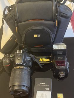 Nikon D5600 24.2 MP DSL Camera Bundle