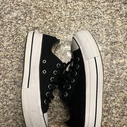 Converse Platform Women’s Size 7.5