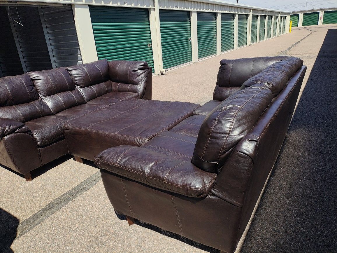3 Piece Couch Set (free delivery)