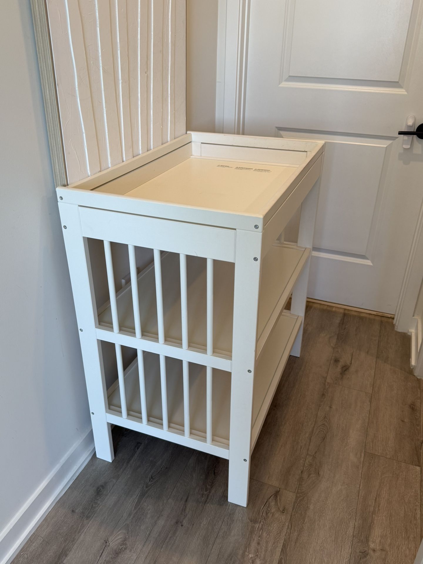 FREE: Diaper Changing Table 