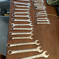 Assorted Wrenches 