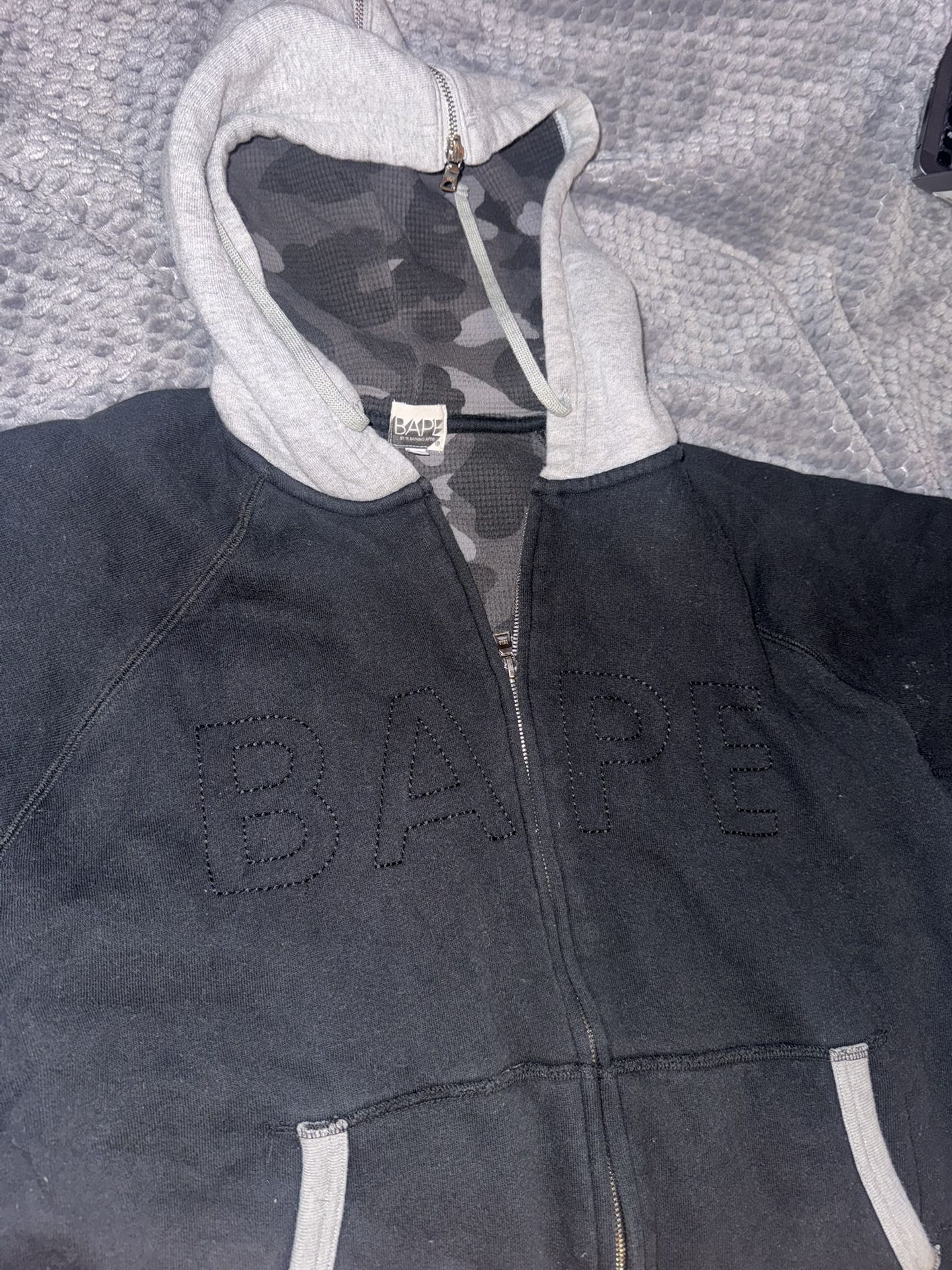 bape zip up