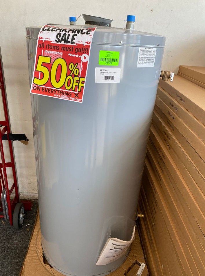 AO SMITH FCG75 74 Gallon ProLine Water Heater for Sale in Fresno, CA