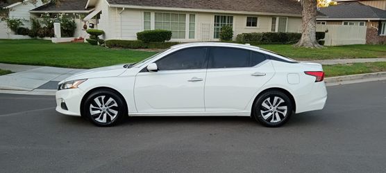 Nissan altima