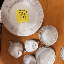 Floral Fine China Dinner Set