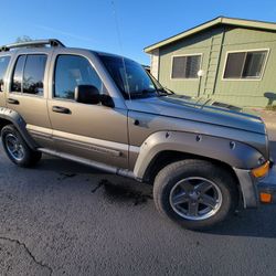2005 JEEP LIBERTY