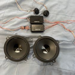 Hertz DSK130.3  Components 2 Way With Crossover And Twitters 