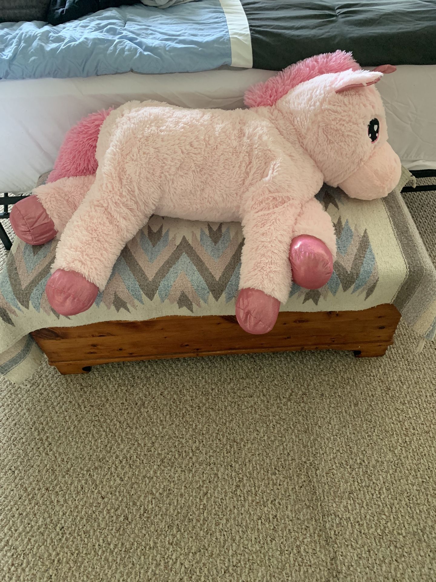 Giant Stuffed Unicorn 