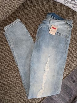 Brand New Levi's Size 26
