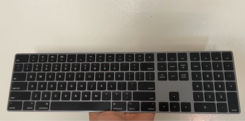 Apple Magic Keyboard with Numeric Keypad A1843