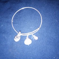 Pandora Laugh Often & Love Much