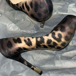 Guess Heals