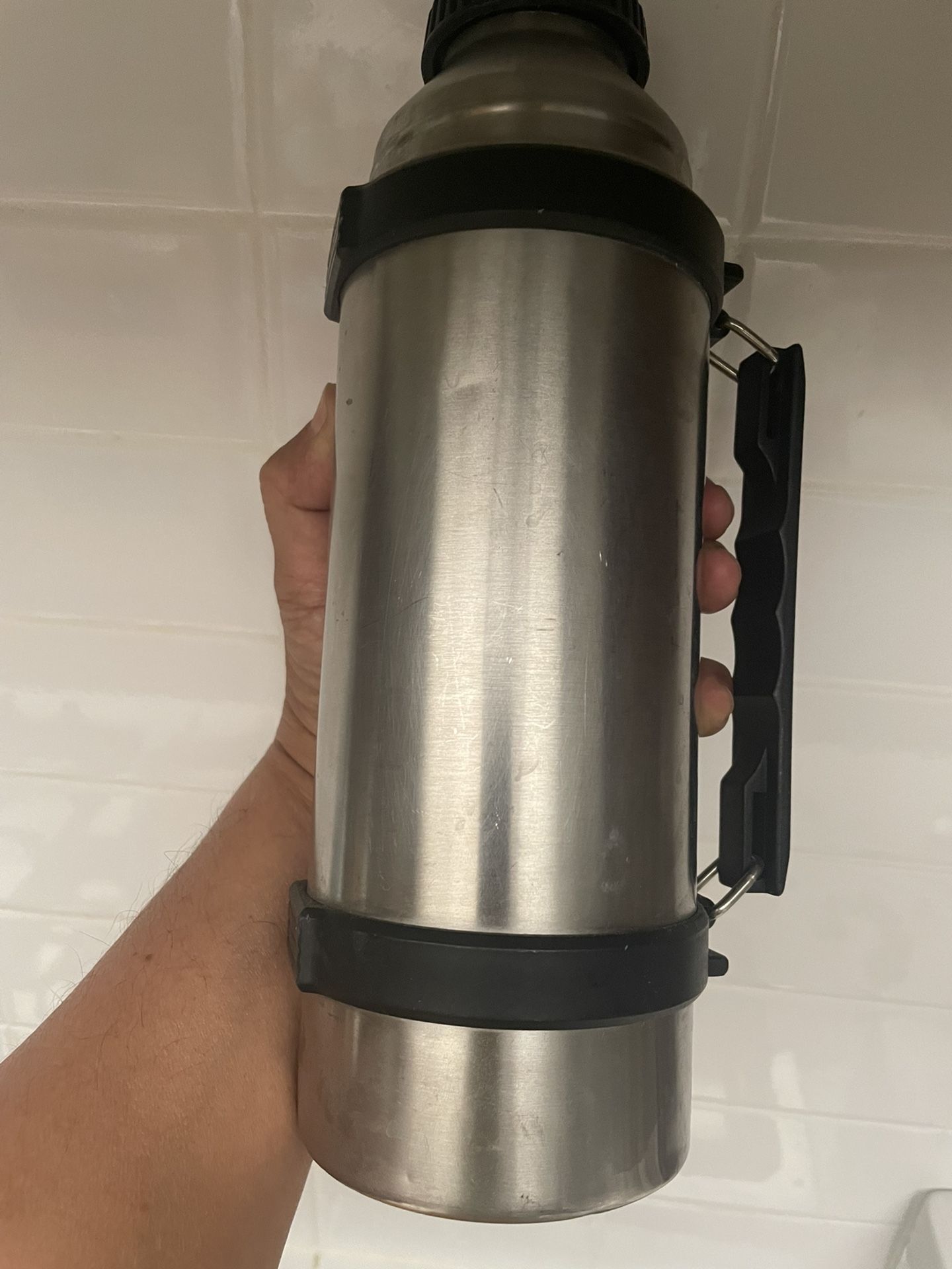 36 oz Pacific Cornetta, Inc. Stainless Steel Insulated Bottle Durable Thermos