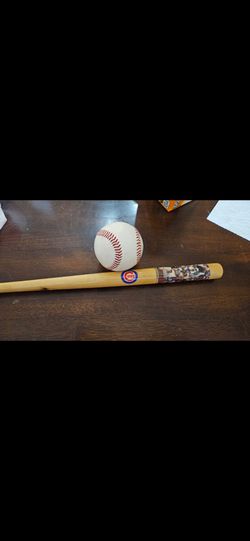 Chicago Cubs: Aramis Ramirez Jewel-Osco 18" Wooden Bat & Baseball, firm. Ship Available