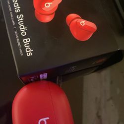 Beats Studio Buds Red