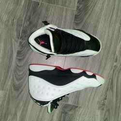 Jordan 13’s Size 8.5