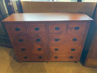 TRADEWINS 10-Drawer Mission Style Dresser