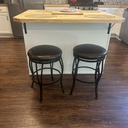 2 Bar Stools 