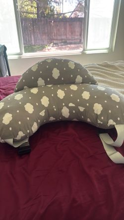 Momcozy Multifunctional and Adjustable Nursing Pillow