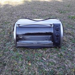 BLACK & DECKER TOASTER OVEN