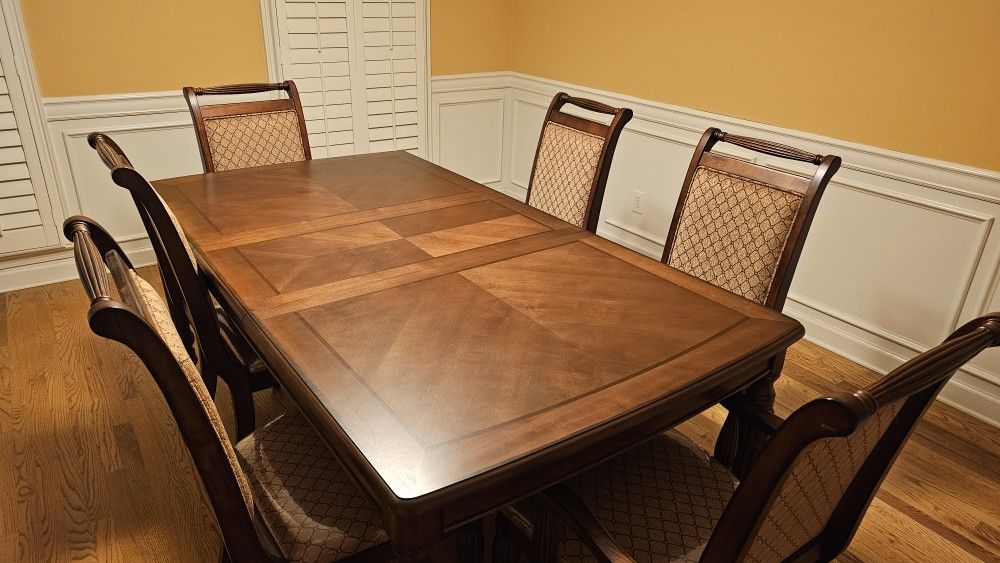 Formal Dining Table With Chairs