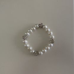 16 Pearl Bracelet(white Gold Accents With Crystals)