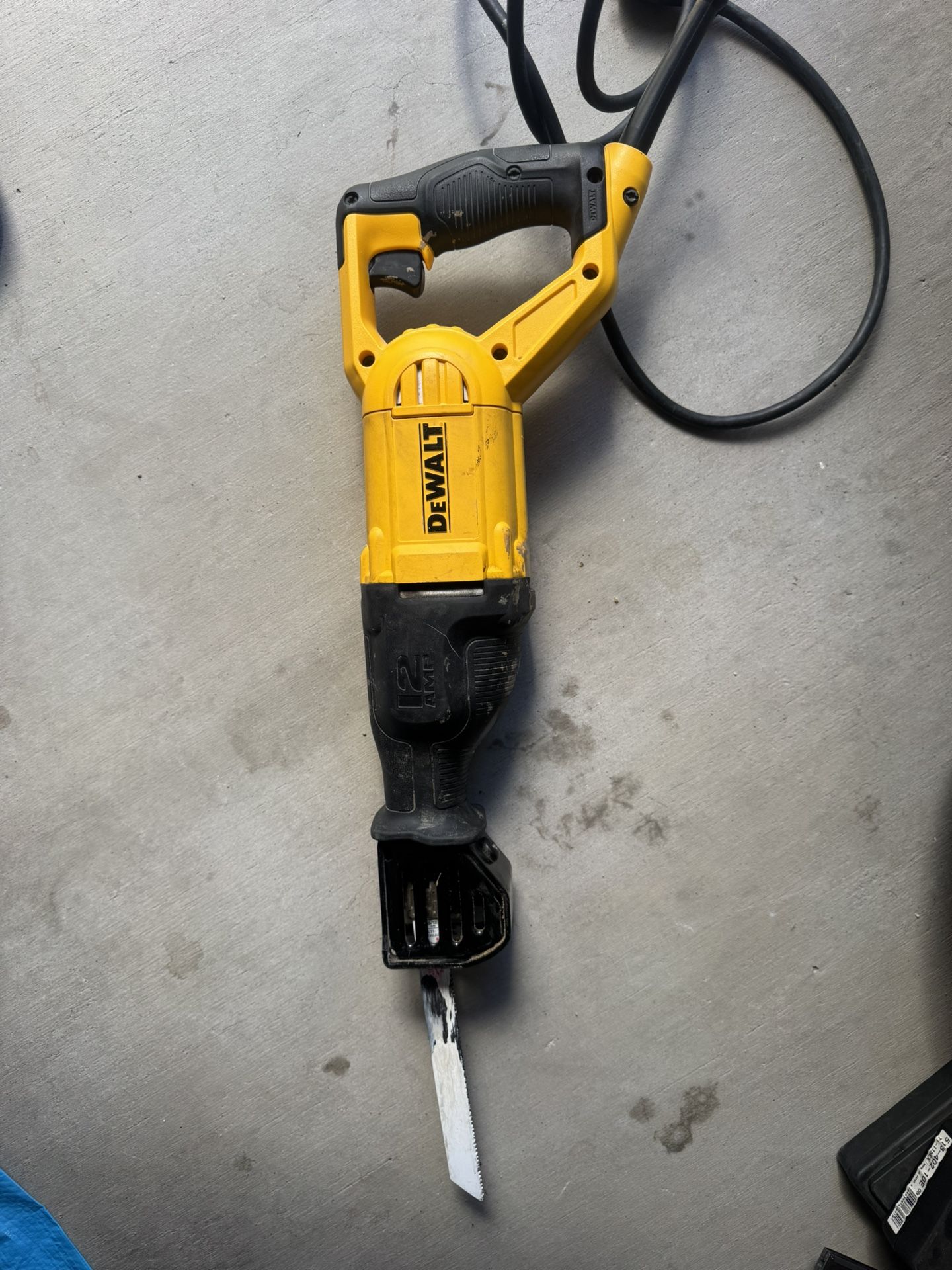 DEWALT Reciprocating Saw