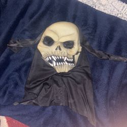 Vintage 1990’s Halloween Mask Skeleton Skull with Fangs