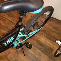 Huffy Mountain Bike  26 Inch