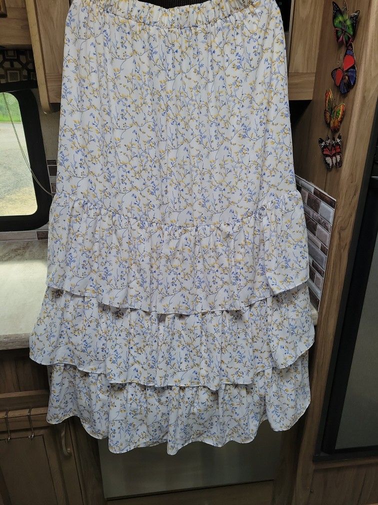 NEW 1X Floral Print "KAARI BLUE" Full Length Skirt