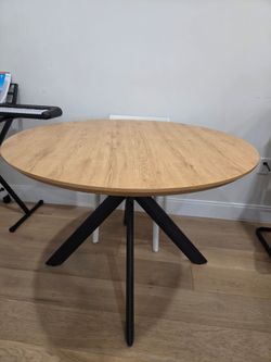 Table - 59 In. Oak Oval Extendable Mid-Century Modern Dining