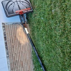 Lifetime In Ground Basketball Goal