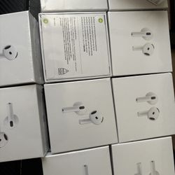 AirPod 4s