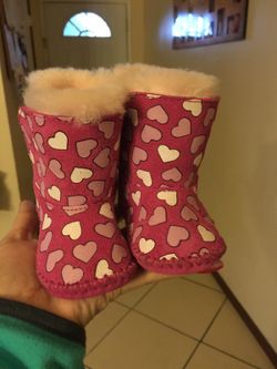 Baby ugg