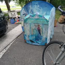 FROZEN. PLAY HOUSE.  15. DOLLARS 