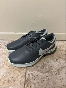 Nike men’s golf shoes size 10
