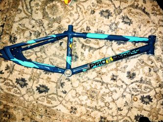 BRAND NEW  GT PRO SERIES BIKE FRAME